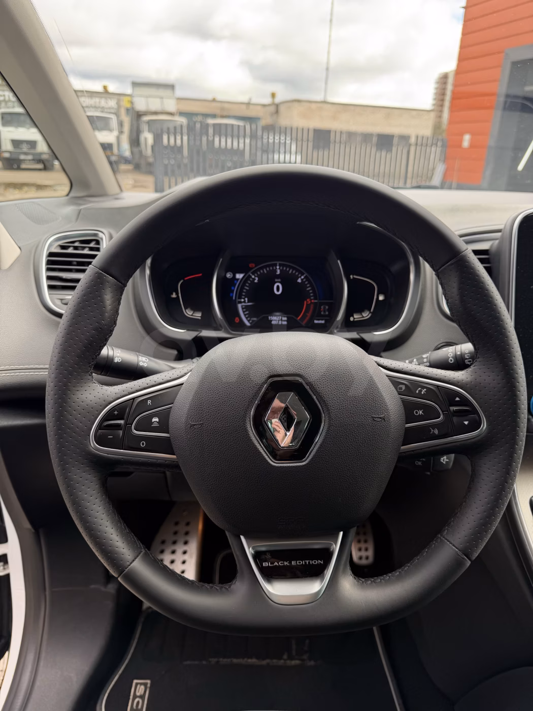 Renault Grand Scenic фото 19