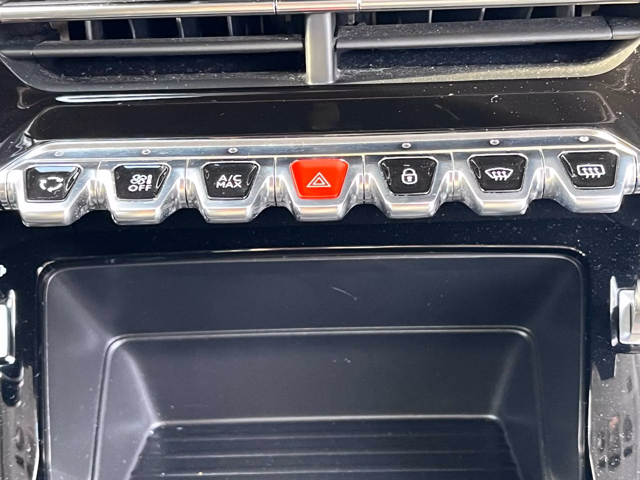 Peugeot 2008 фото 16