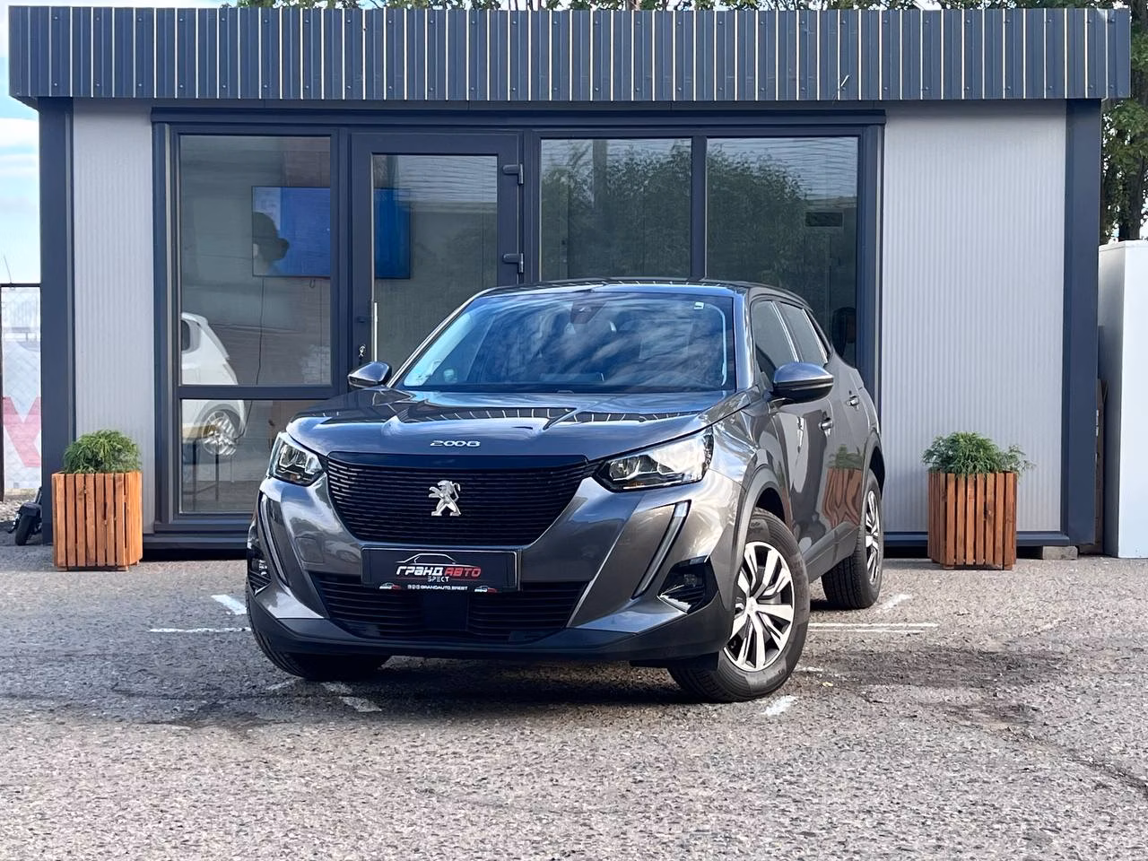 Peugeot 2008 фото 2