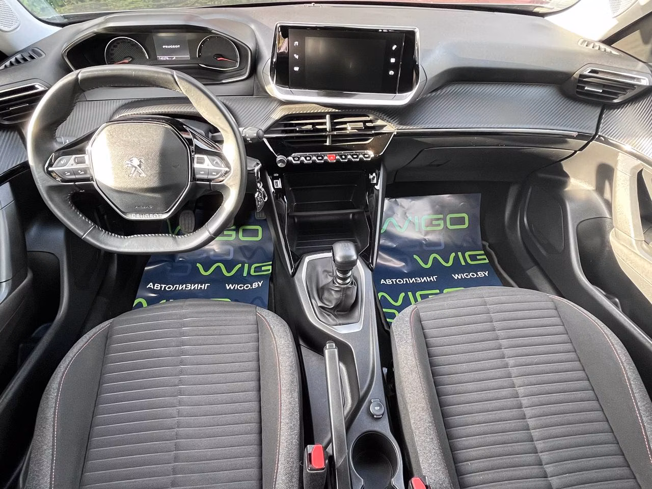 Peugeot 2008 фото 12