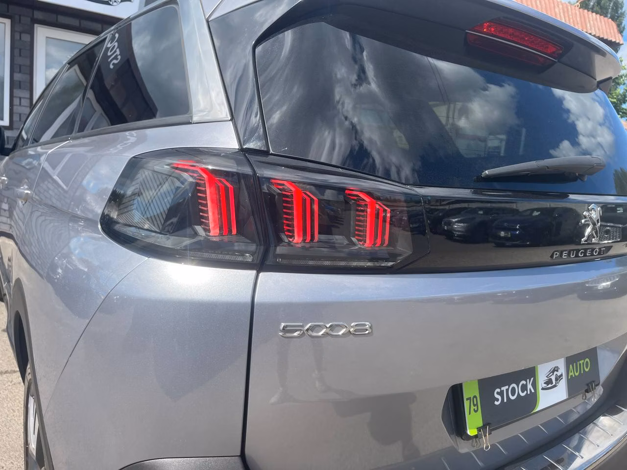 Peugeot 5008 фото 9