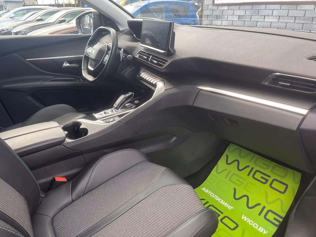 Peugeot 5008 фото 24
