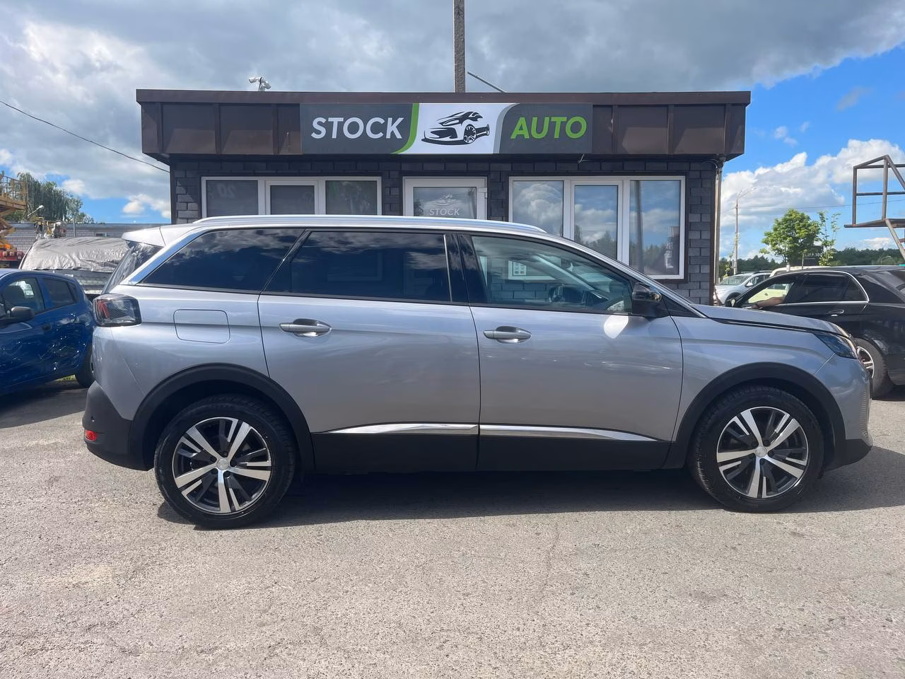 Peugeot 5008 фото 5