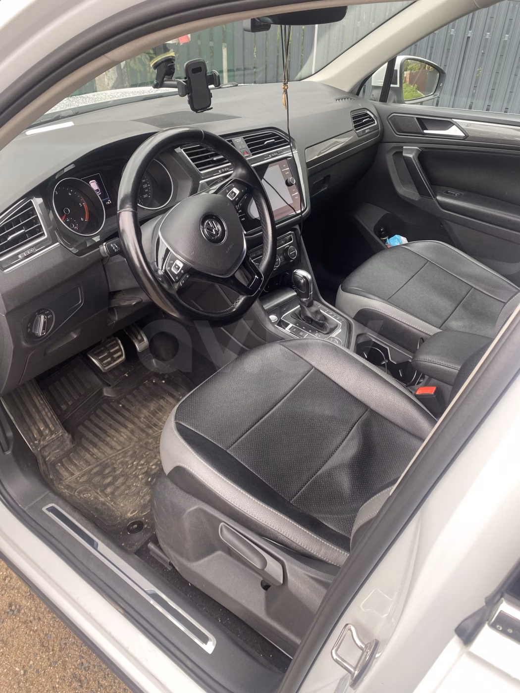 Volkswagen Tiguan фото 17