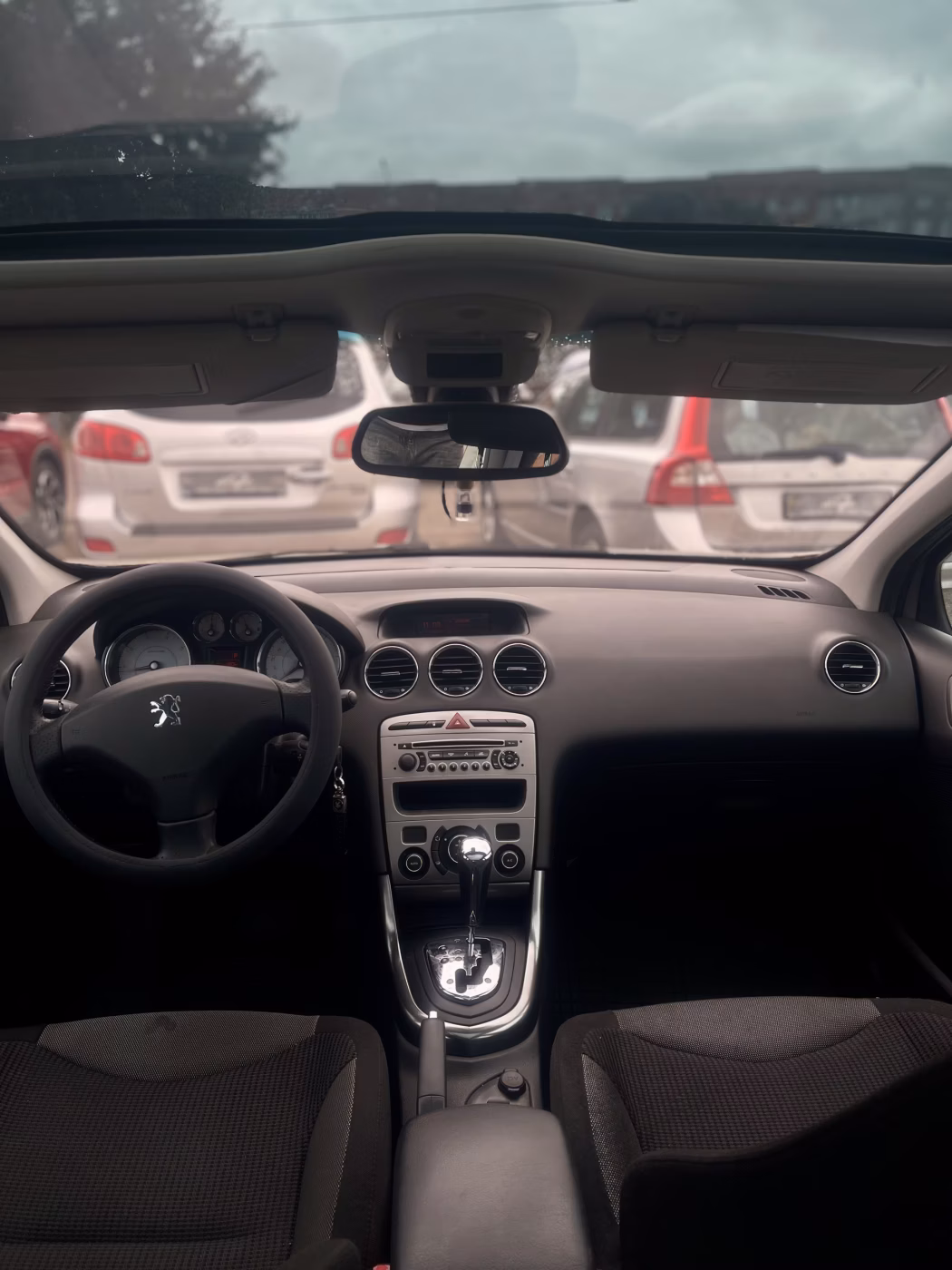 Peugeot 308 фото 9
