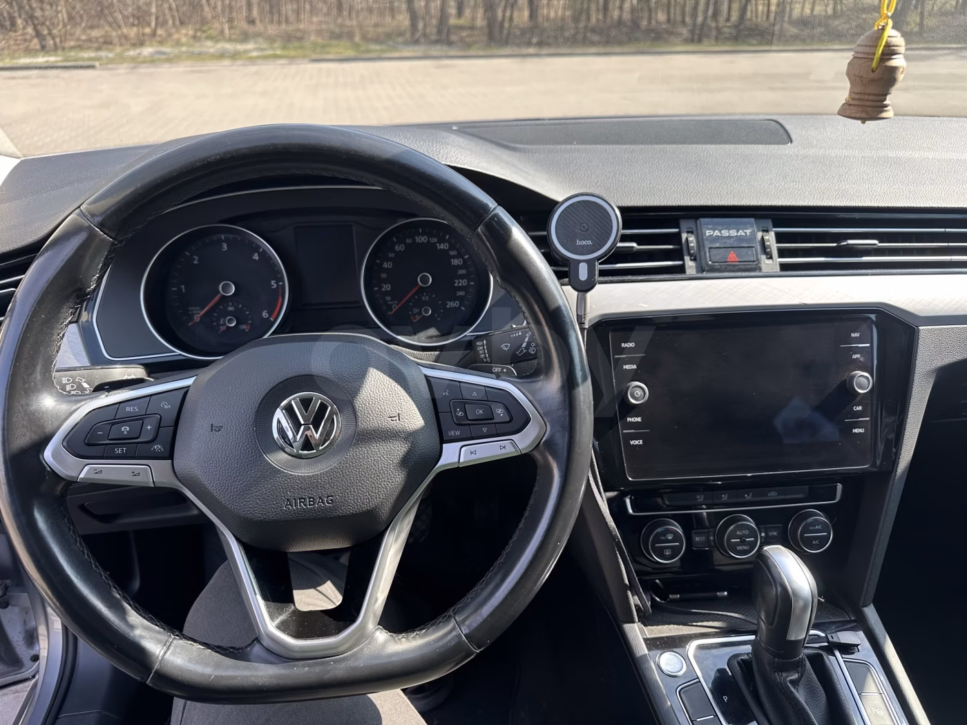 Volkswagen Passat фото 23