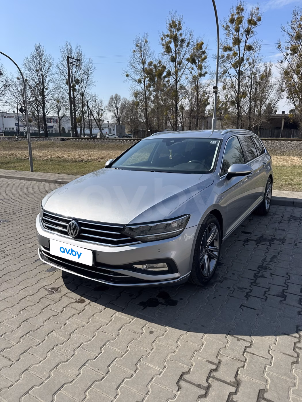 Volkswagen Passat фото 8