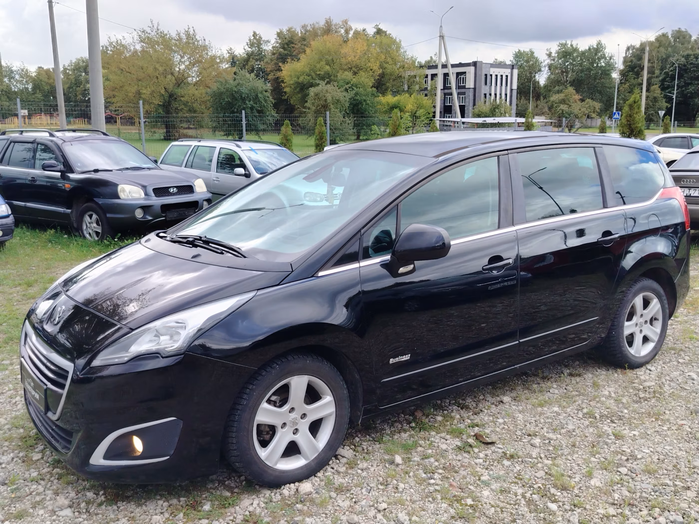Peugeot 5008 фото 2