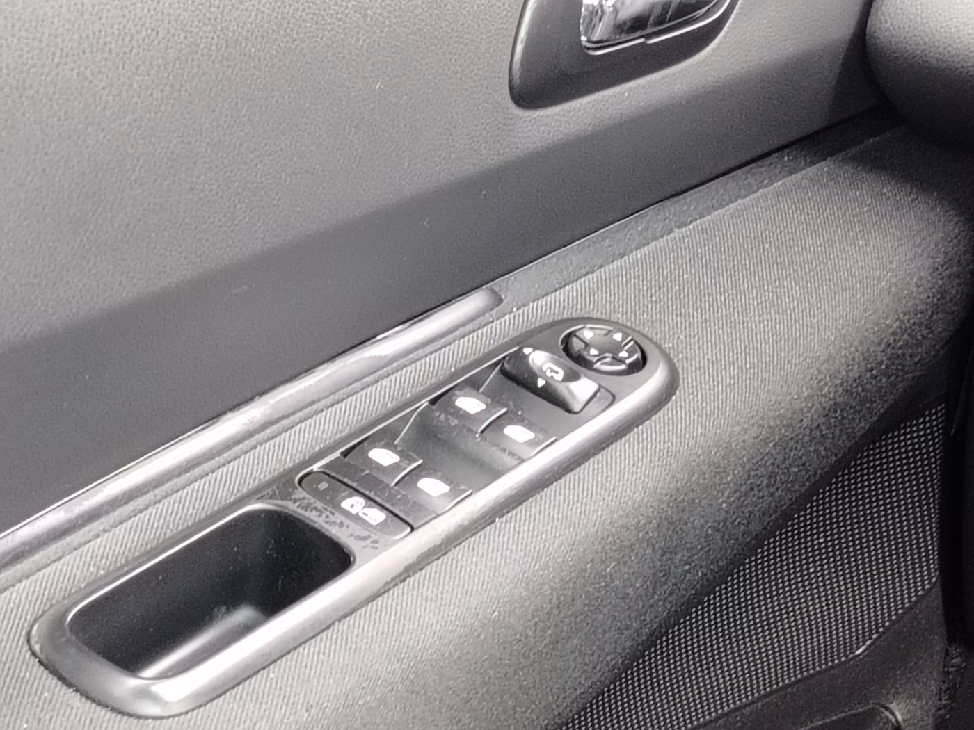 Peugeot 5008 фото 19