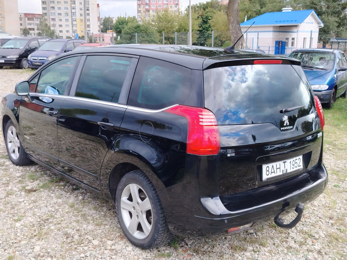 Peugeot 5008 фото 9