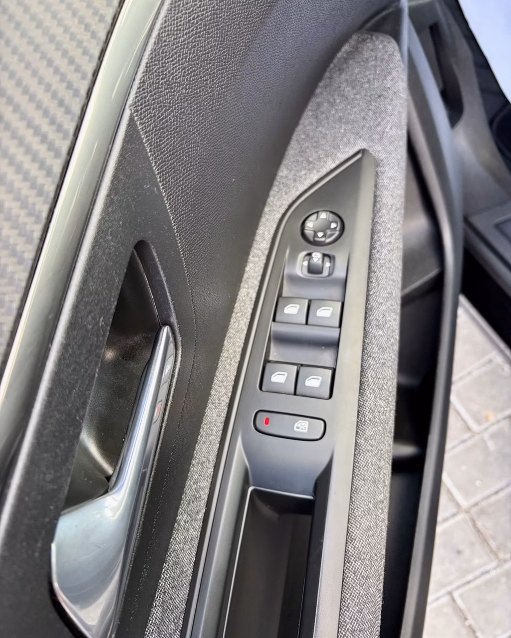 Peugeot 3008 фото 17
