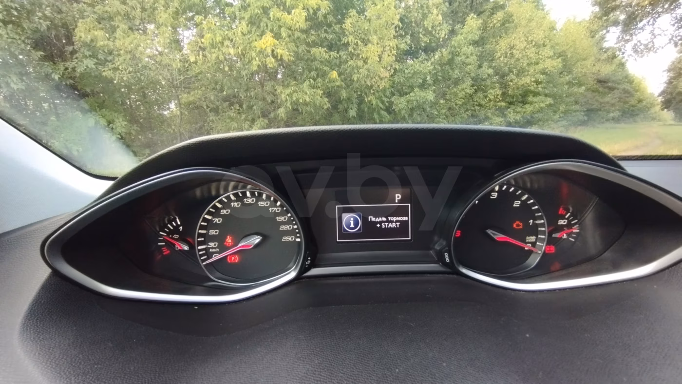 Peugeot 308 фото 10
