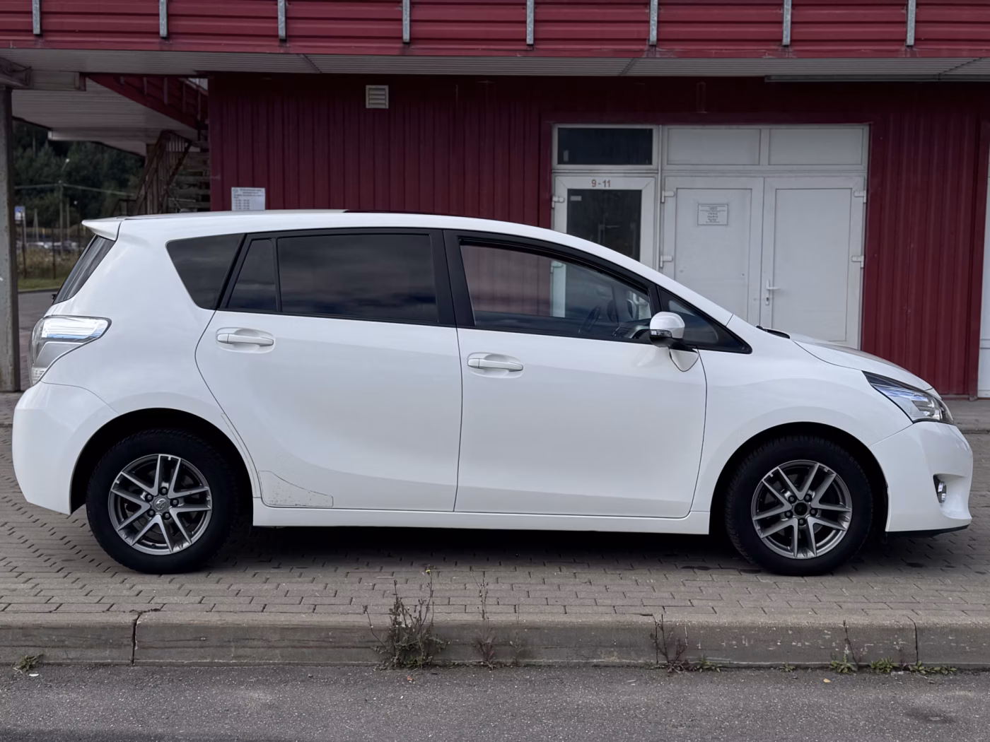 Toyota Verso фото 4
