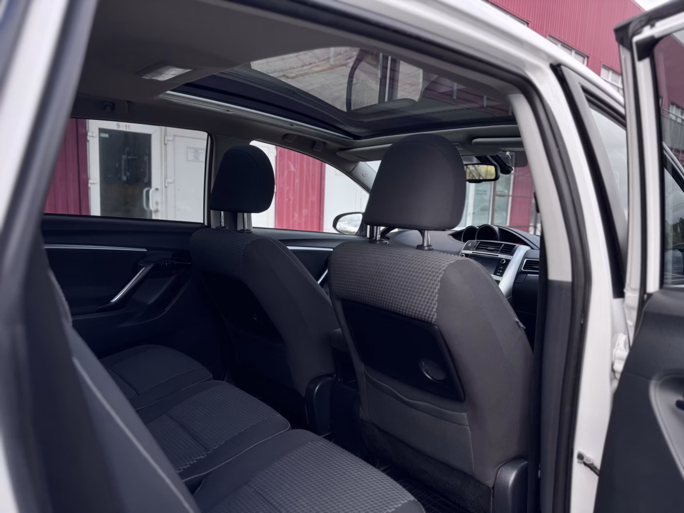 Toyota Verso фото 19