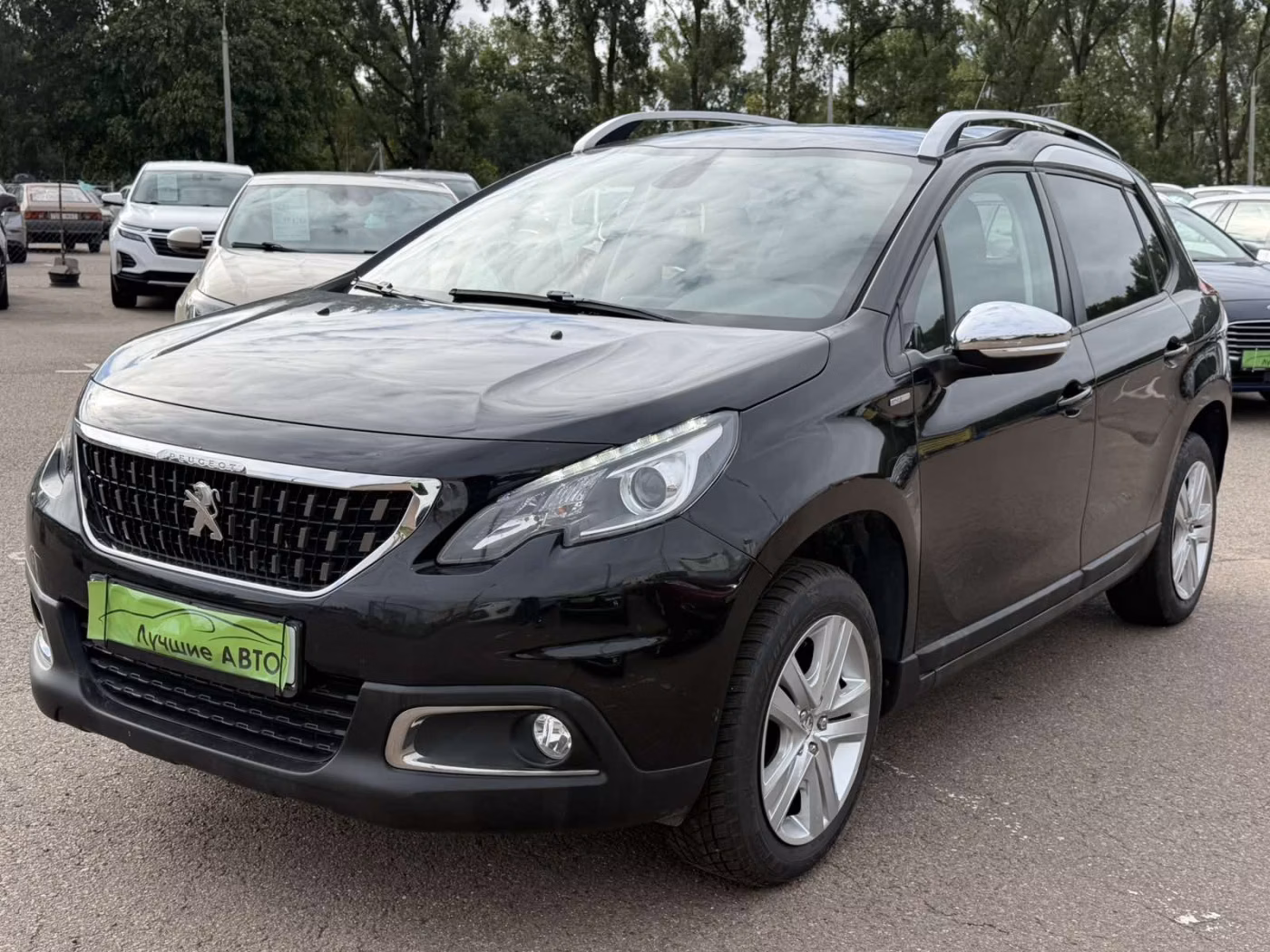 Peugeot 2008 фото 2