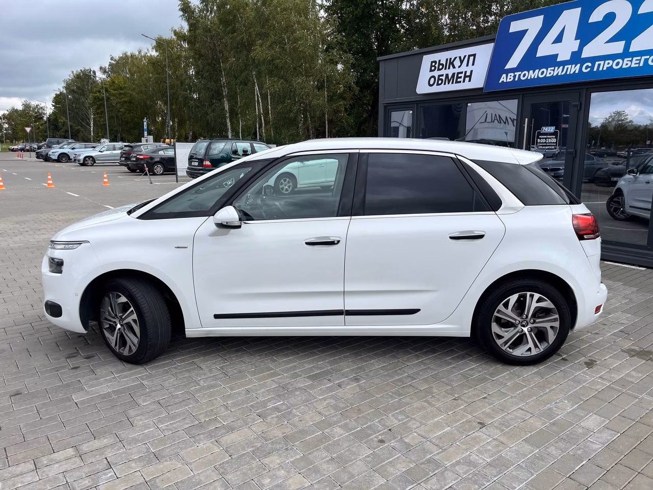 Citroen C4 Picasso фото 8