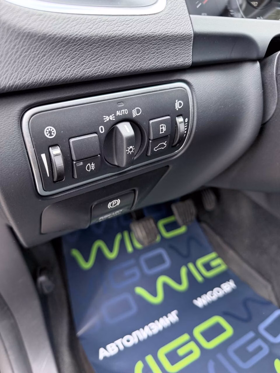 Volvo V60 фото 11