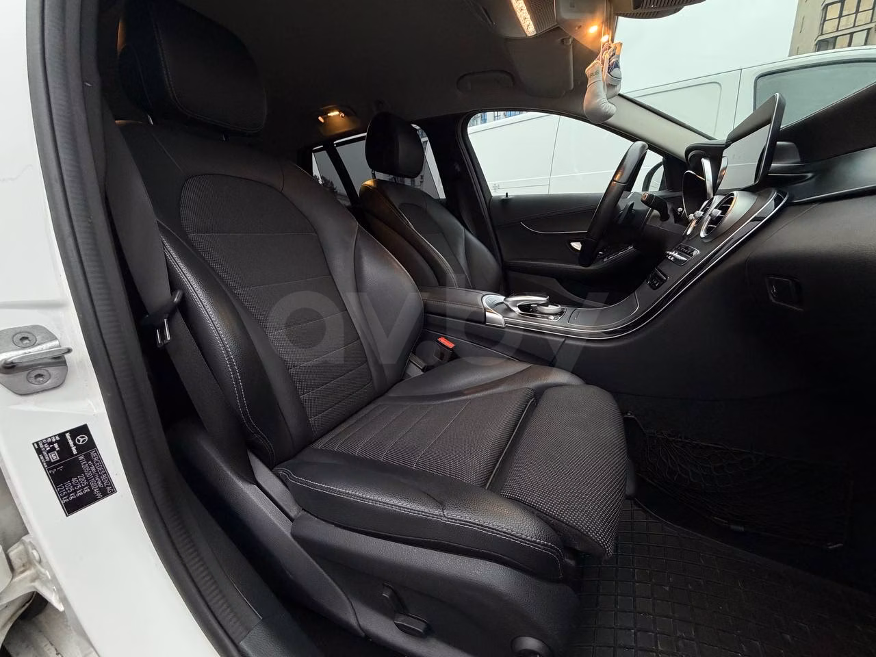 Mercedes-Benz C-Класс фото 9