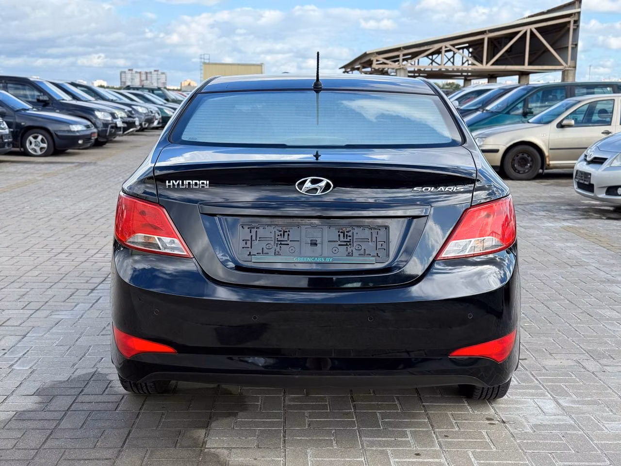 Hyundai Solaris фото 8