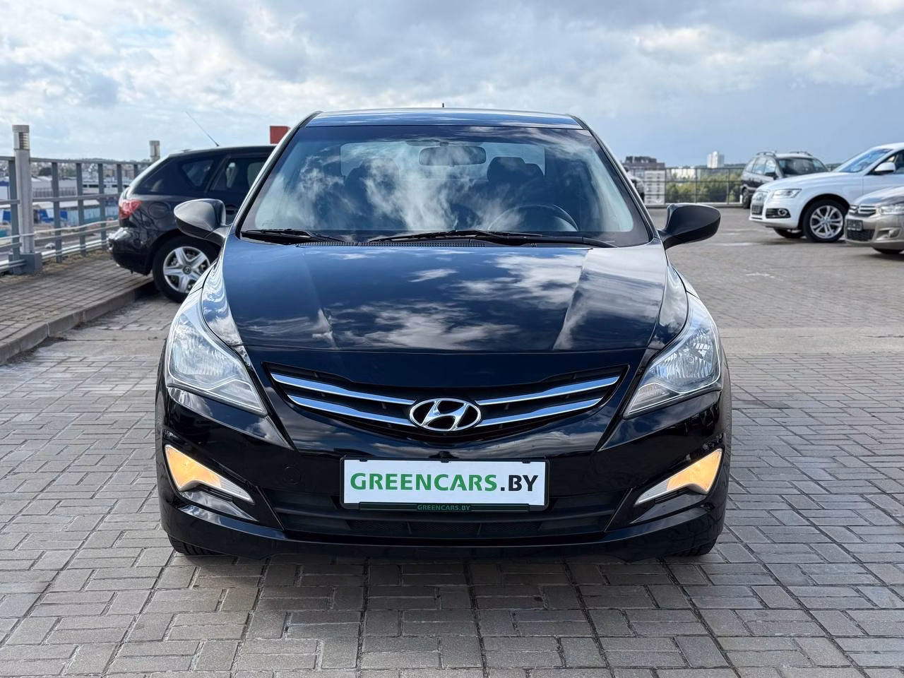 Hyundai Solaris фото 2