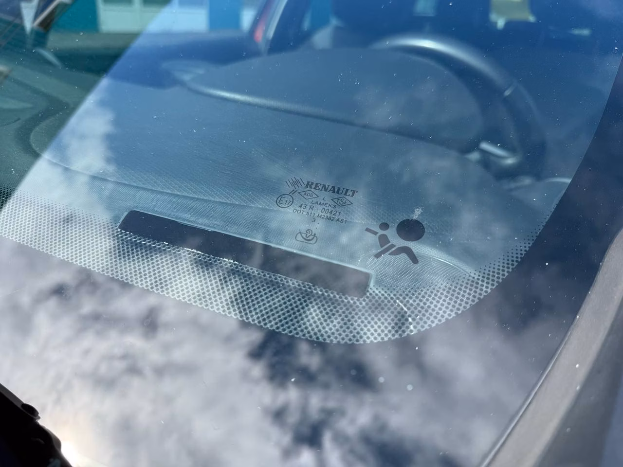 Renault Clio фото 14