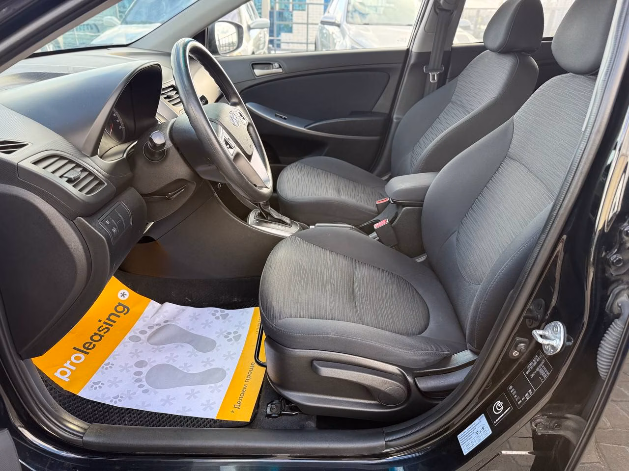 Hyundai Solaris фото 19