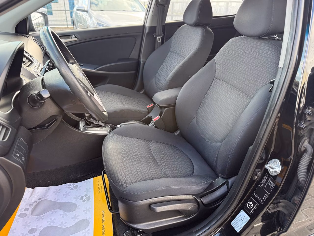 Hyundai Solaris фото 21