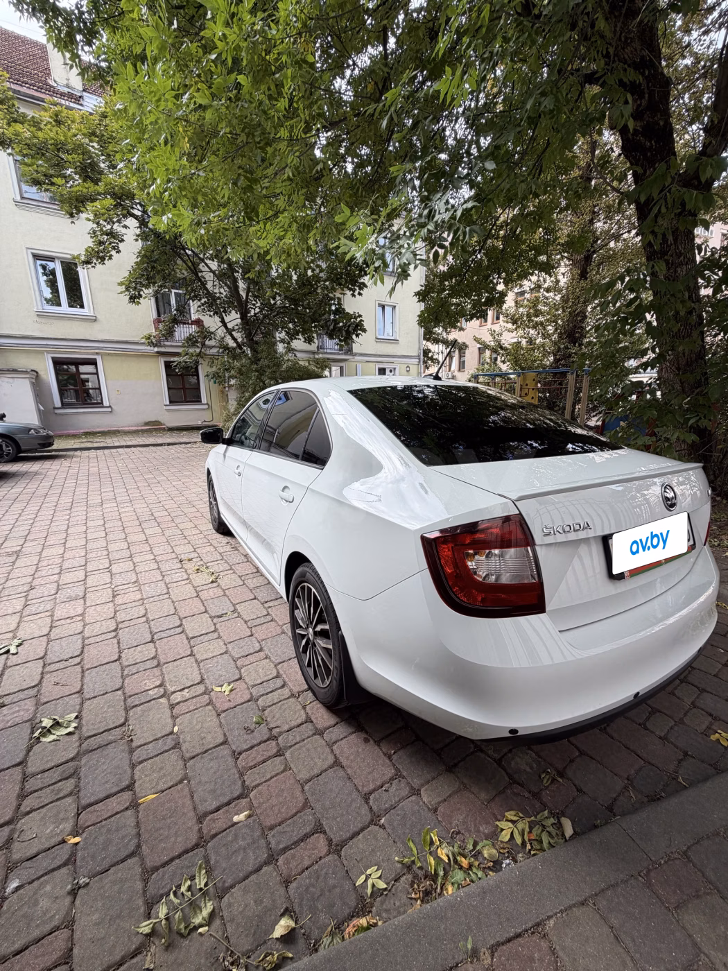 Skoda Rapid фото 7