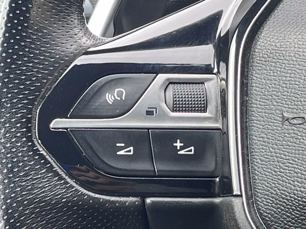Peugeot 3008 фото 16