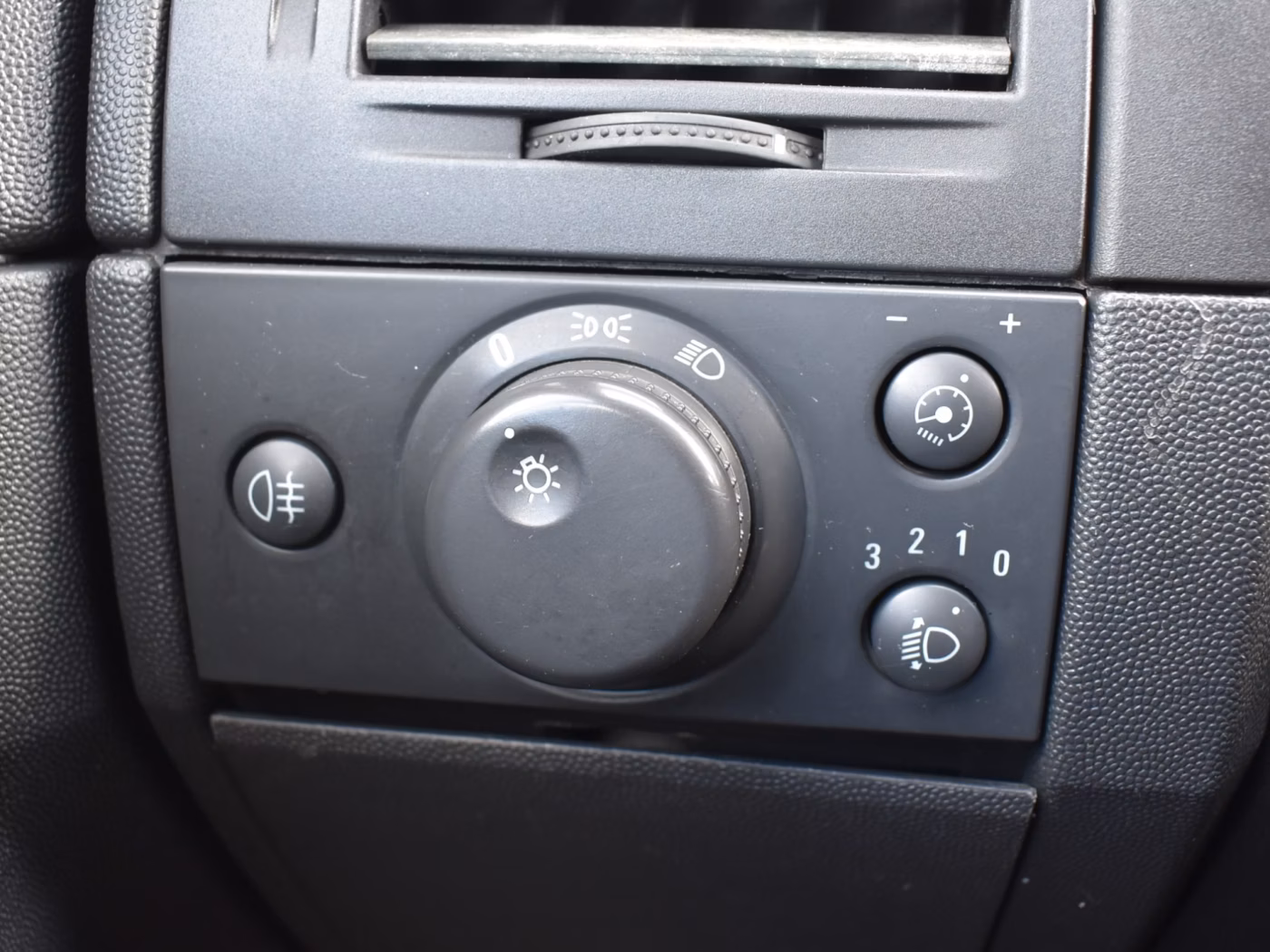 Opel Meriva фото 13