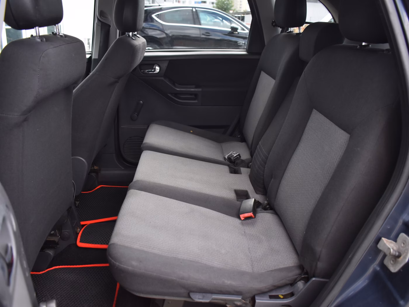 Opel Meriva фото 8