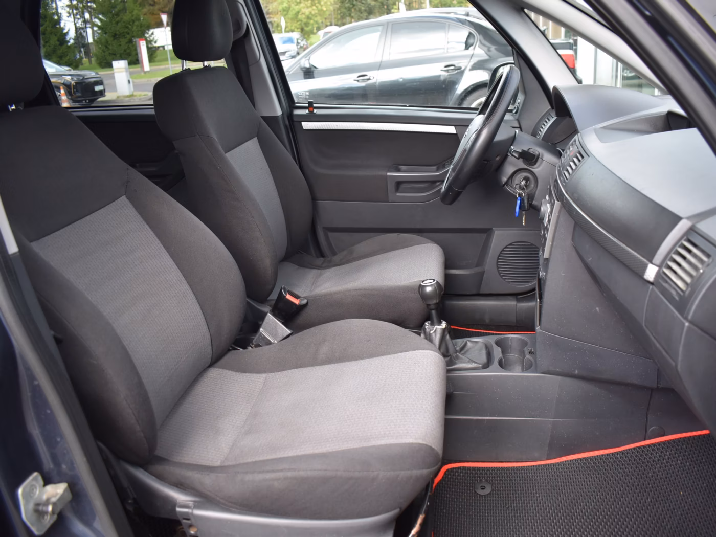 Opel Meriva фото 10