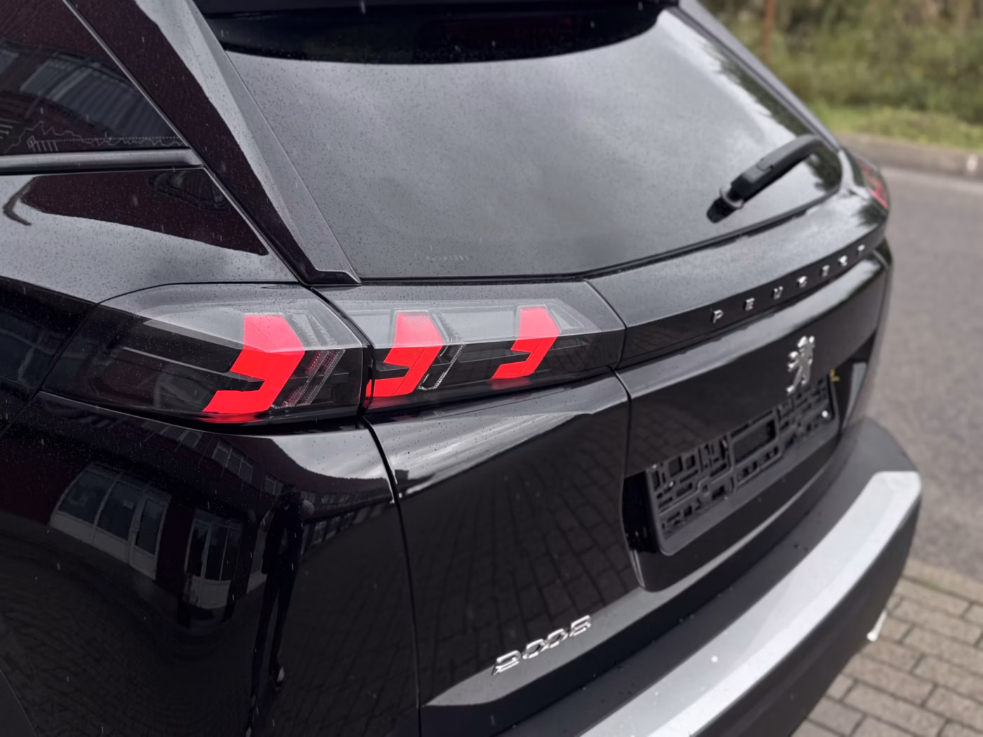 Peugeot 2008 фото 6