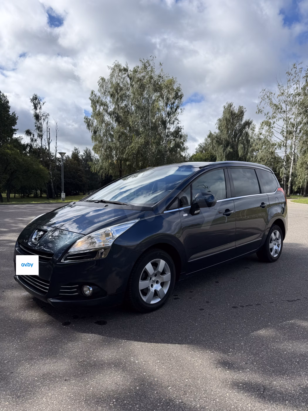 Peugeot 5008 фото 2