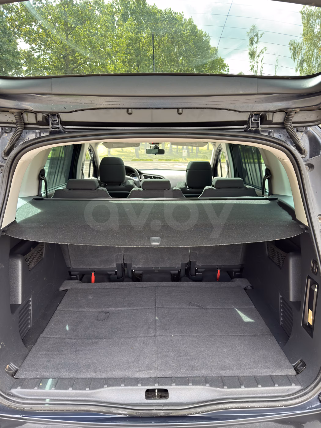 Peugeot 5008 фото 6