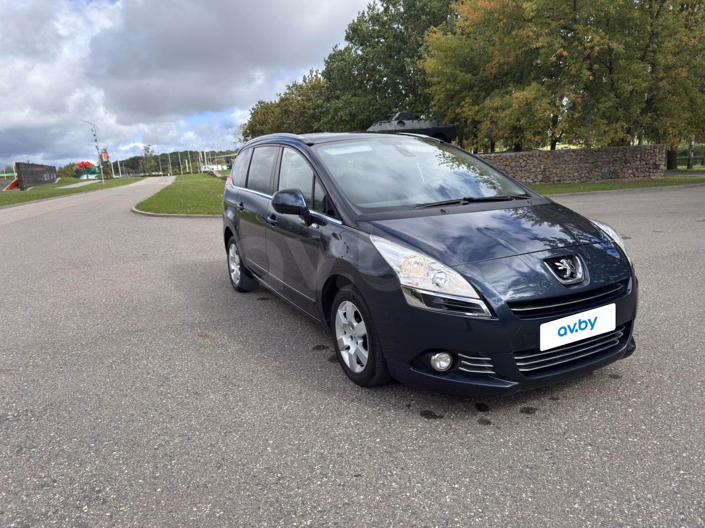 Peugeot 5008 фото 5