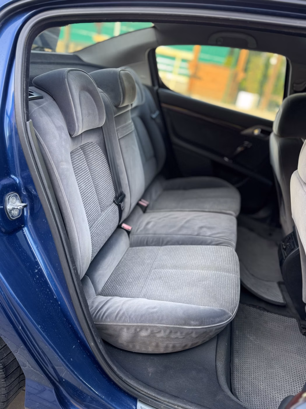 Peugeot 407 фото 16