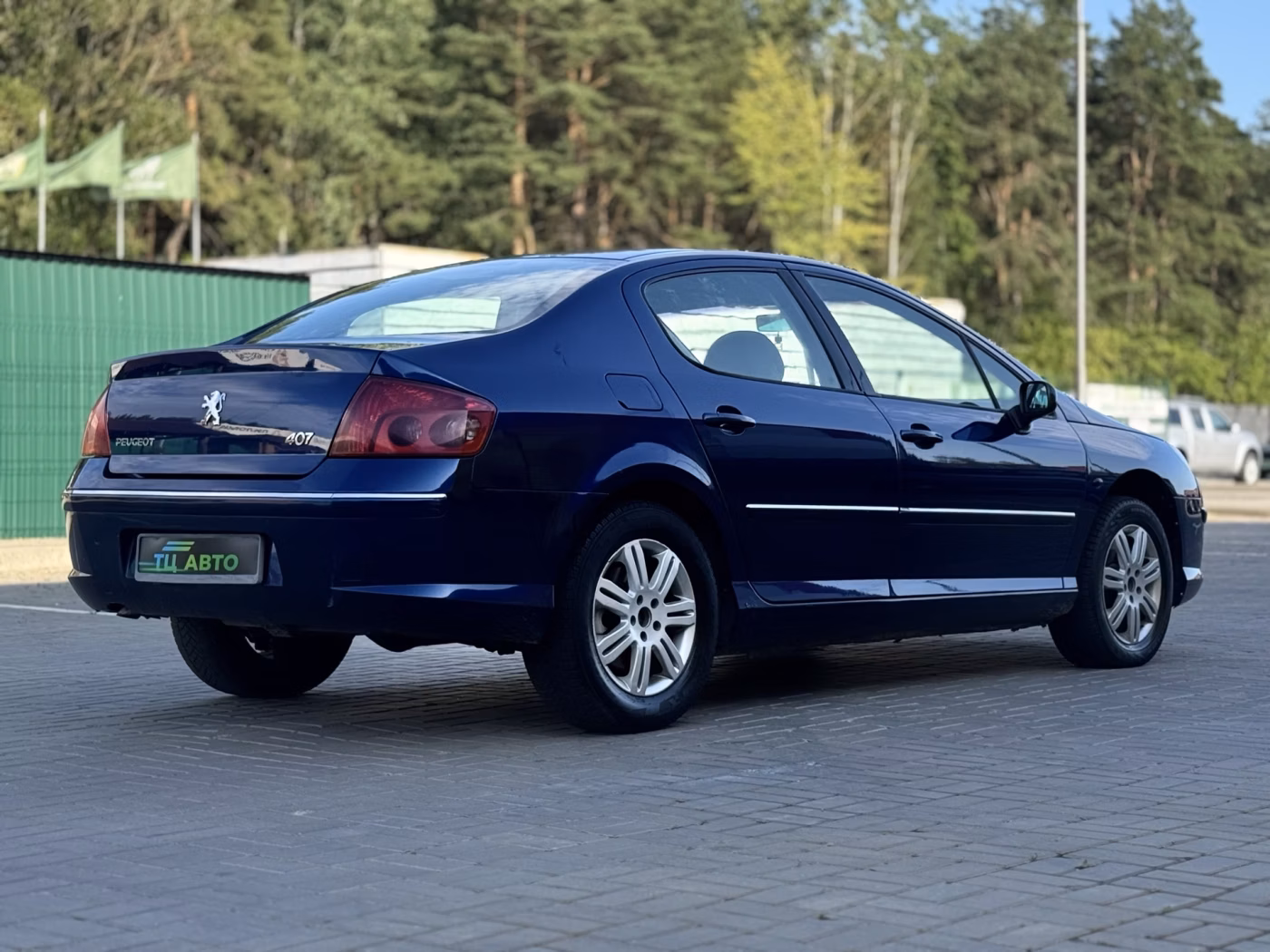 Peugeot 407 фото 8