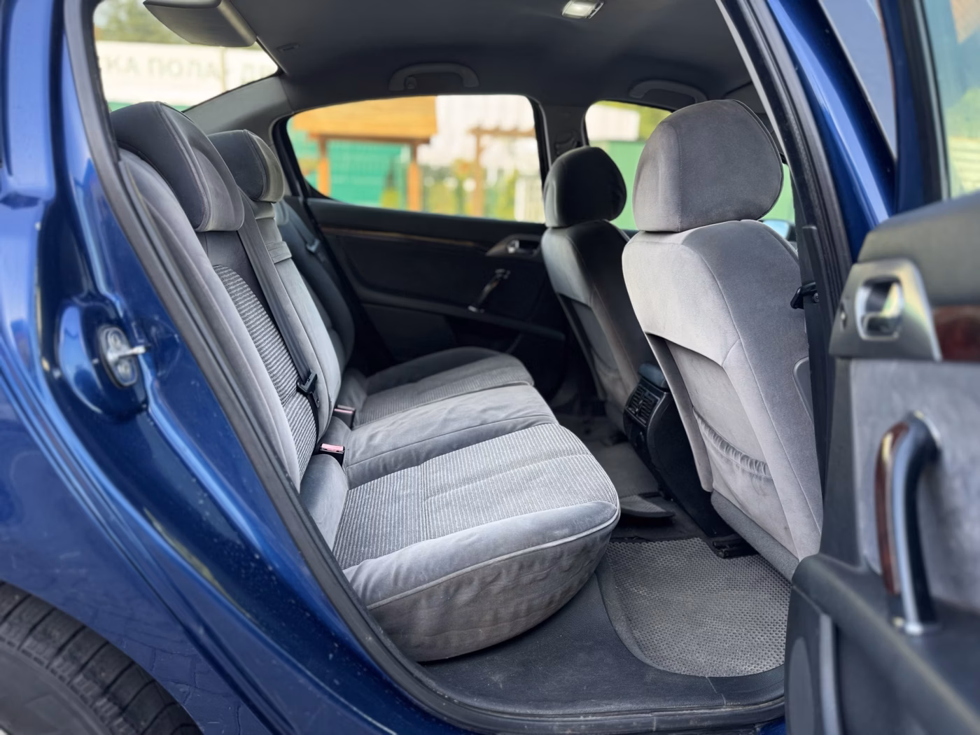 Peugeot 407 фото 18
