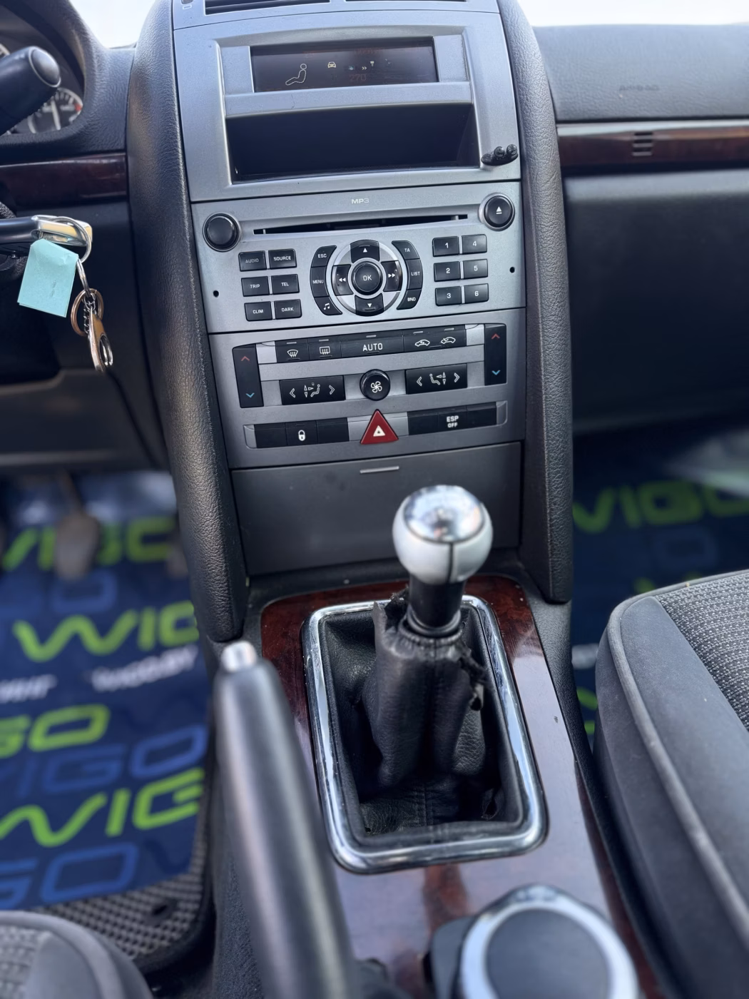Peugeot 407 фото 22