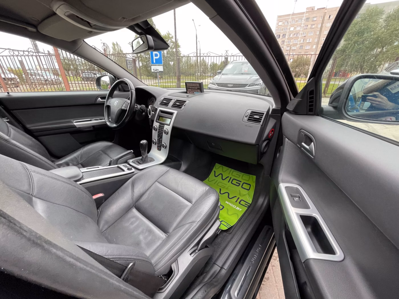 Volvo V50 фото 3