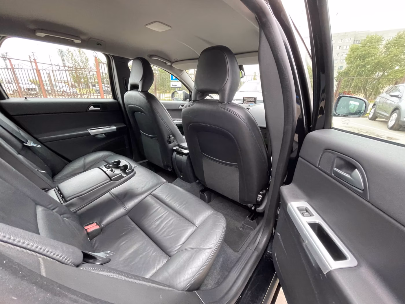Volvo V50 фото 6