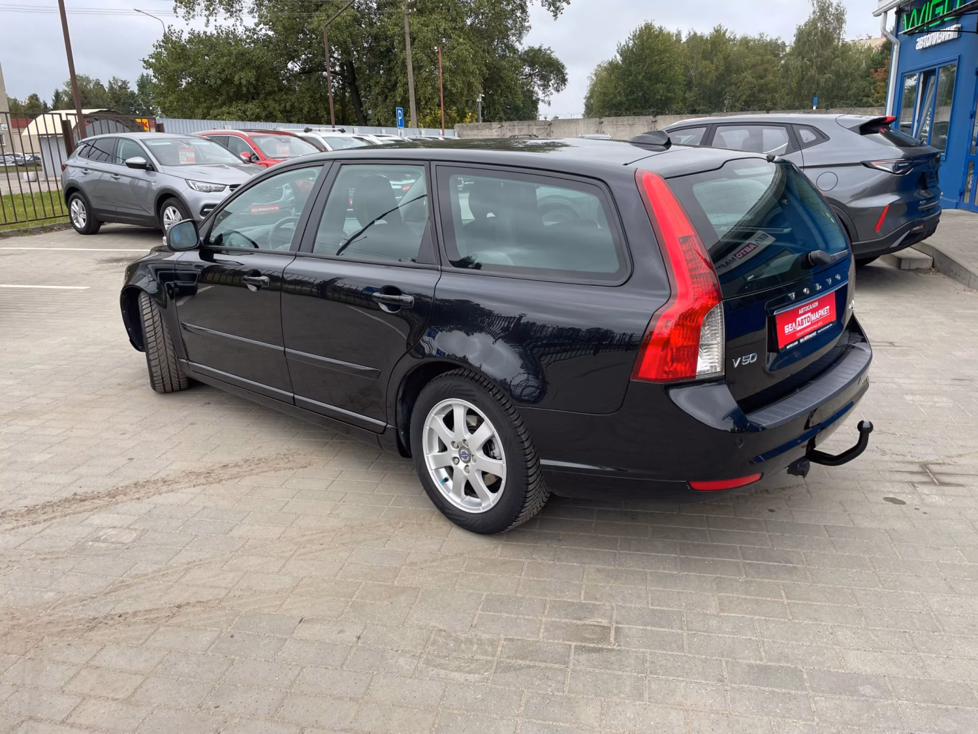 Volvo V50 фото 11