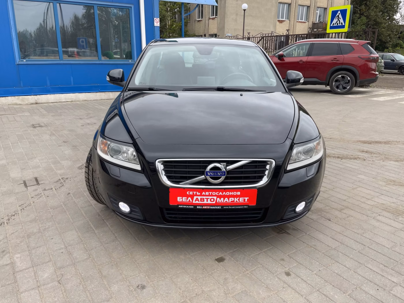 Volvo V50 фото 16