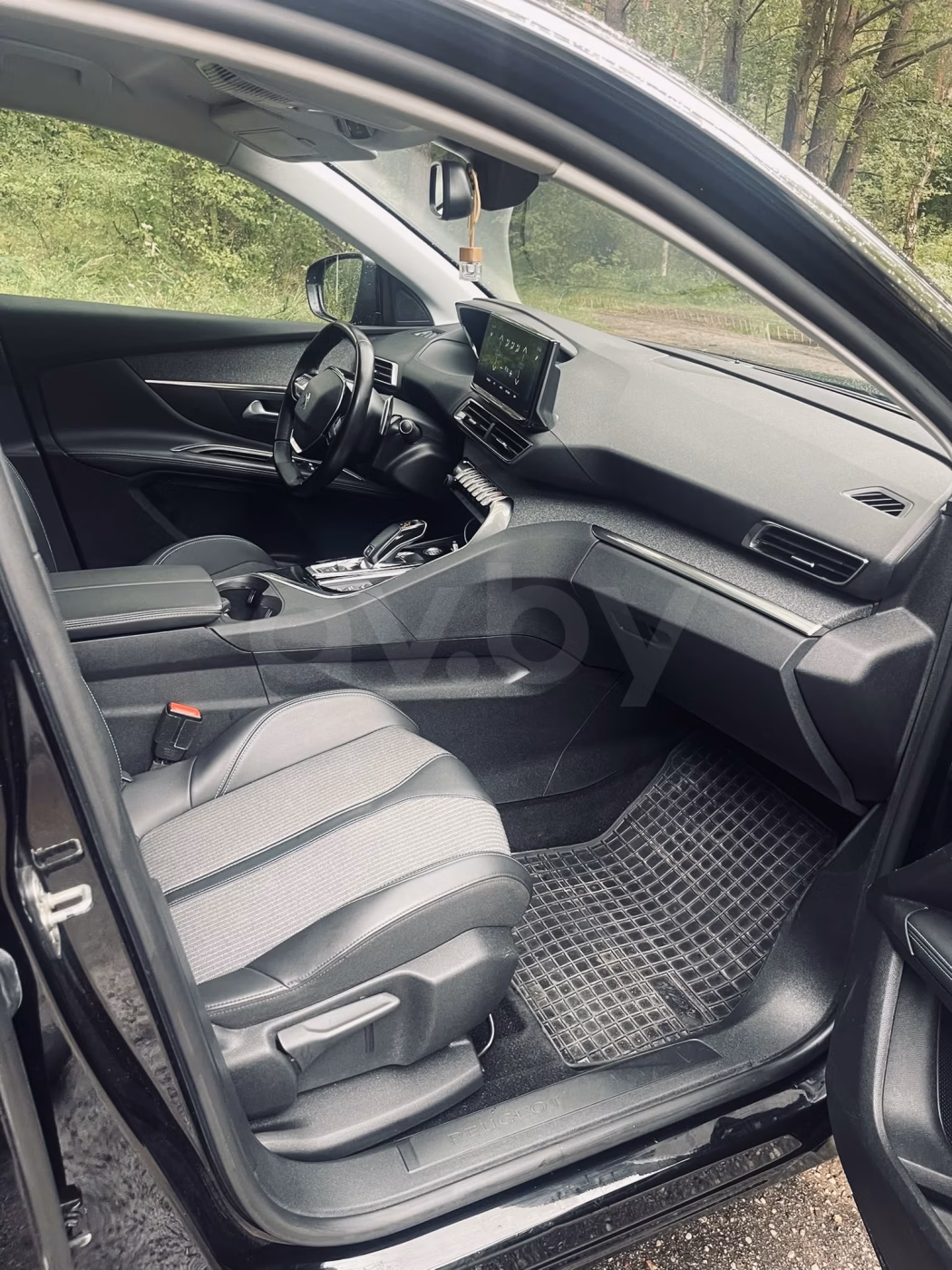 Peugeot 5008 фото 16