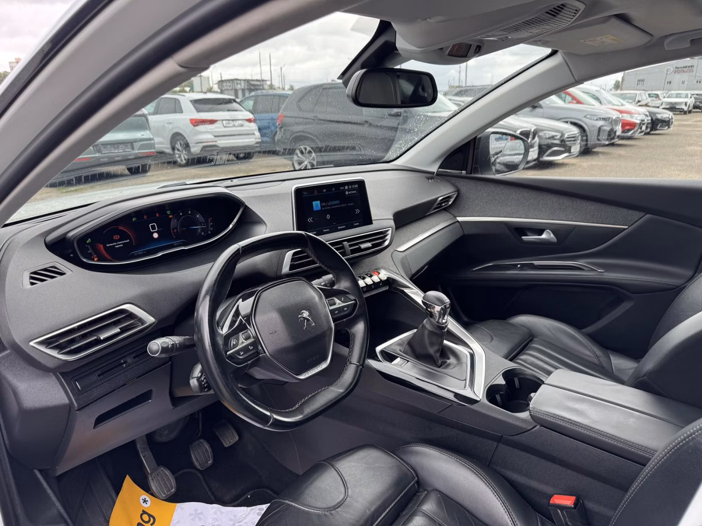 Peugeot 5008 фото 25