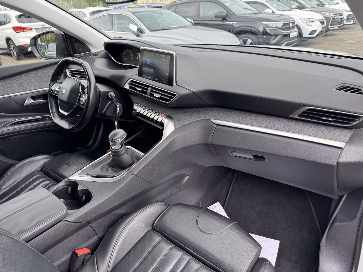 Peugeot 5008 фото 19