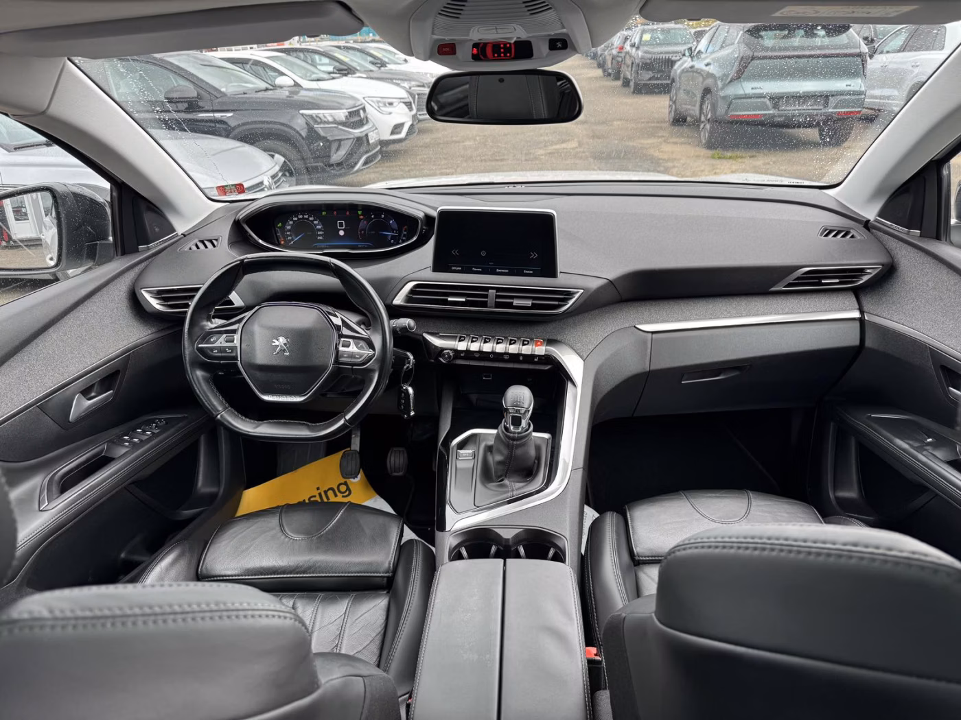 Peugeot 5008 фото 18