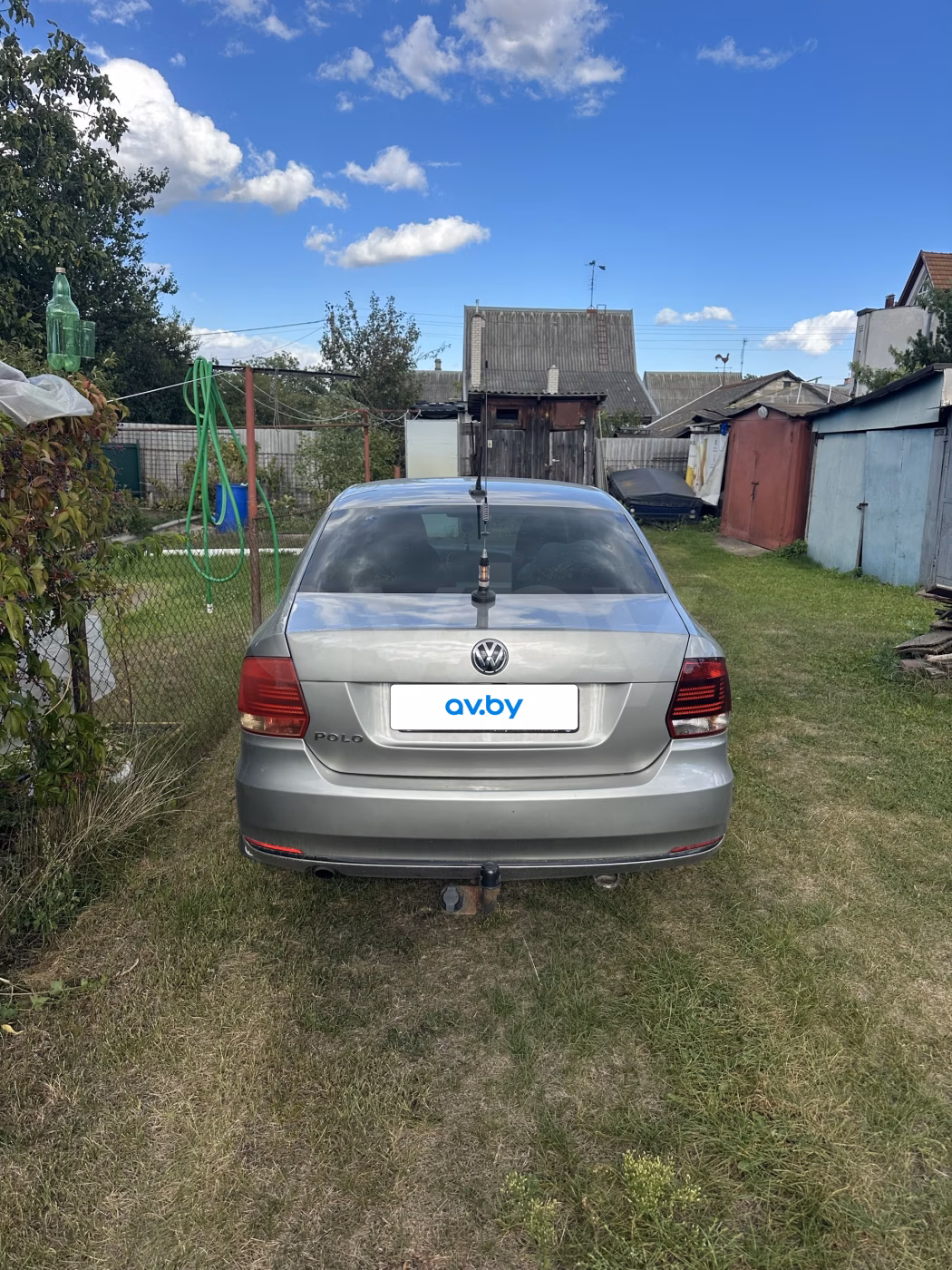 Volkswagen Polo Sedan фото 5
