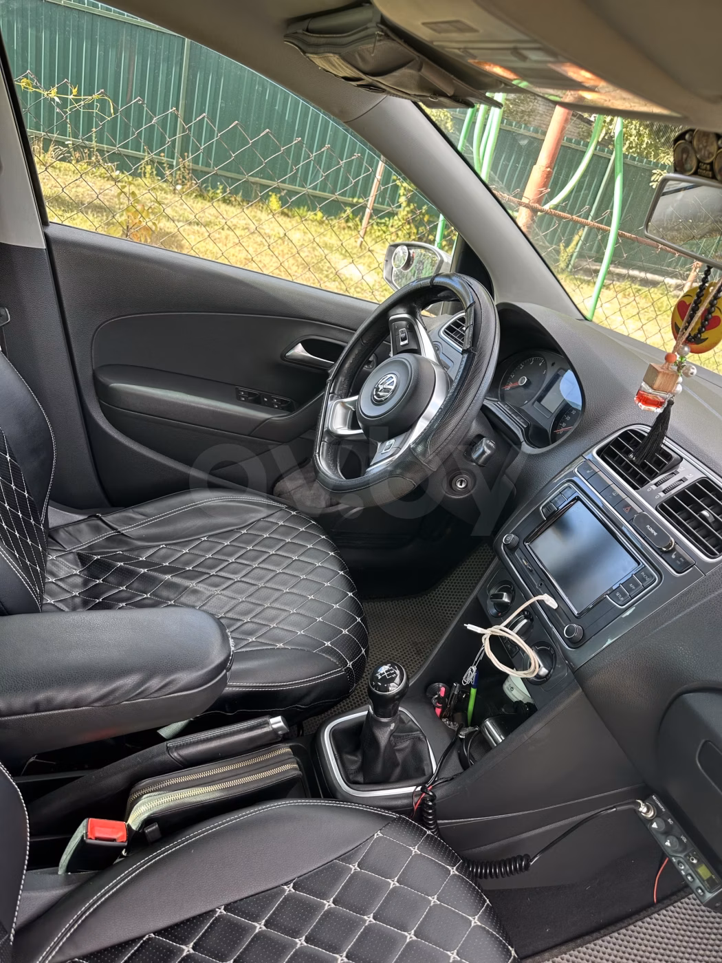 Volkswagen Polo Sedan